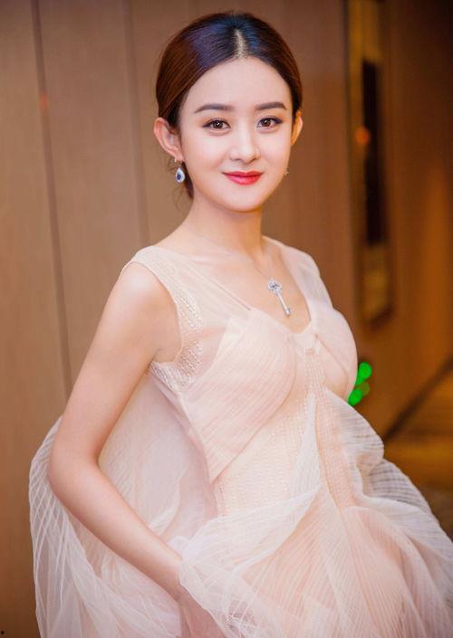 娱乐圈扒姐爆料赵丽颖,扒姐独家揭秘娱乐圈甜蜜秘事